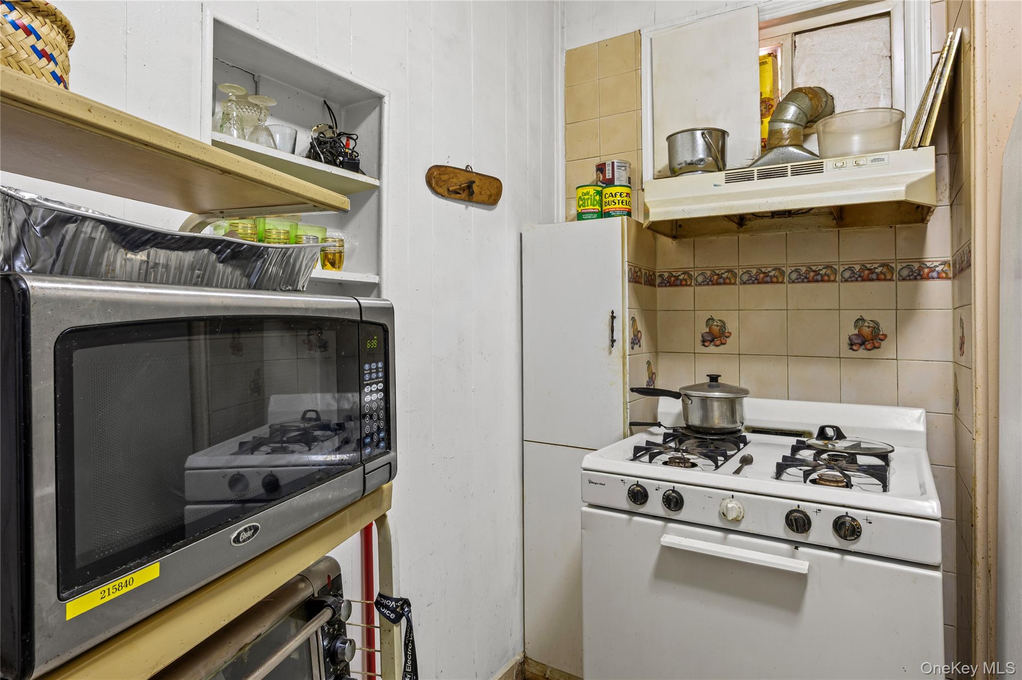 #6 photo, 5717 Waldron Street, Corona , NY 11368