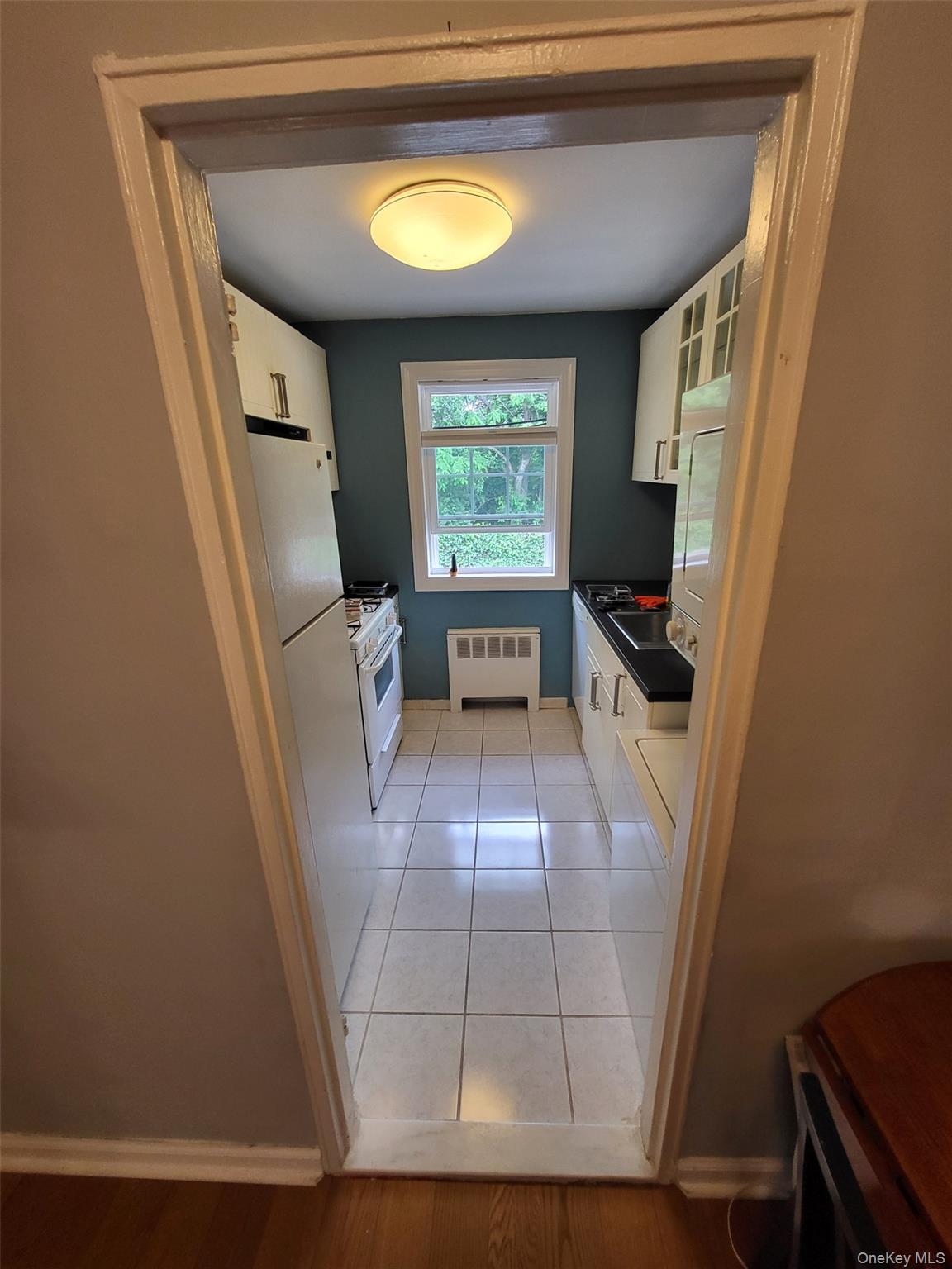 #14 photo, 224-23 Kingsbury Avenue, कुईंस Oakland Gardens , NY 11364