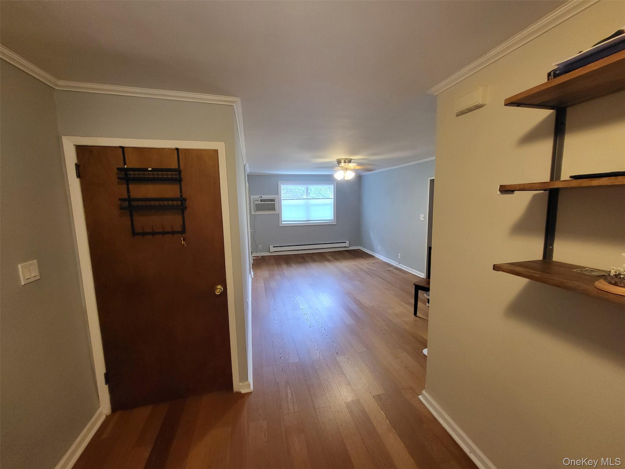 #9 photo, 224-23 Kingsbury Avenue, कुईंस Oakland Gardens , NY 11364