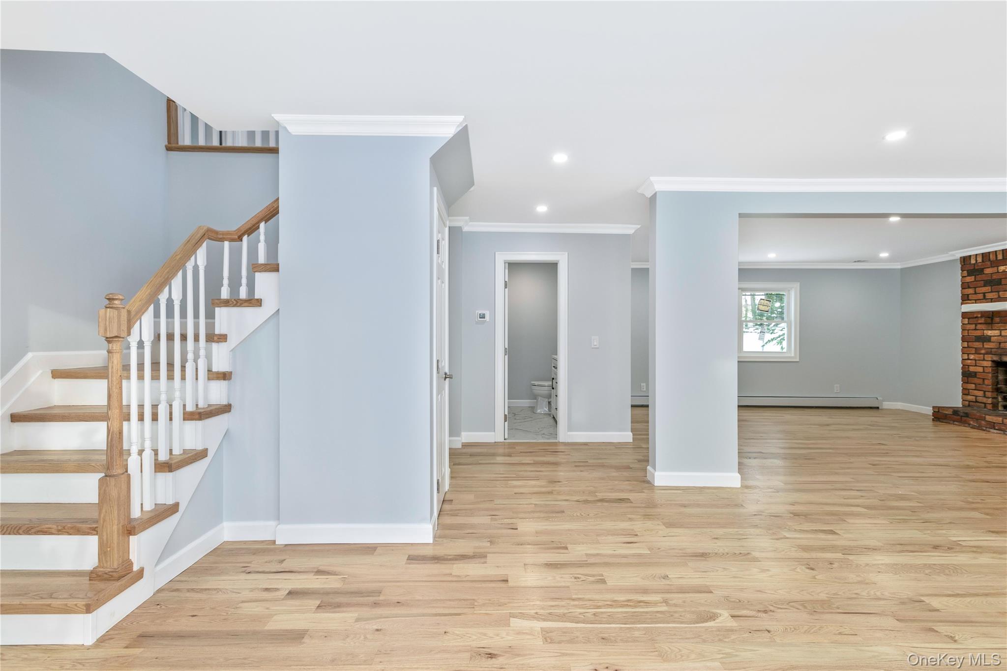 #16 photo, 19 Stuyvesant Circle, Саффолк ‖ East Setauket , NY 11733