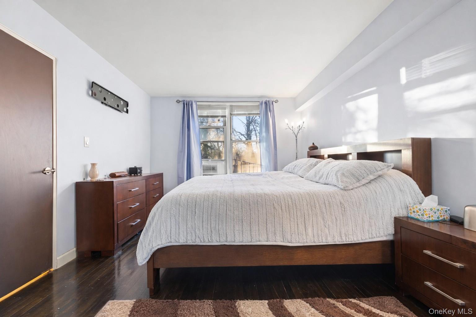 #4 photo, 68-20 Selfridge Street, Rego Park , NY 11375