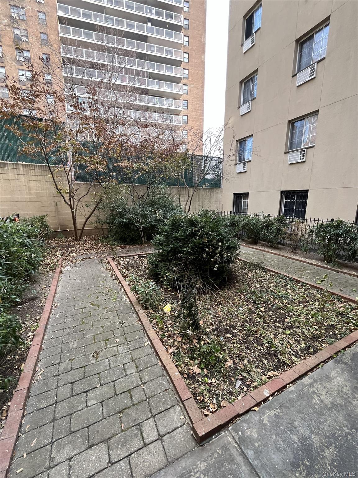 #10 photo, 2135 Crotona Avenue, ब्रोंक्स Bronx , NY 10457