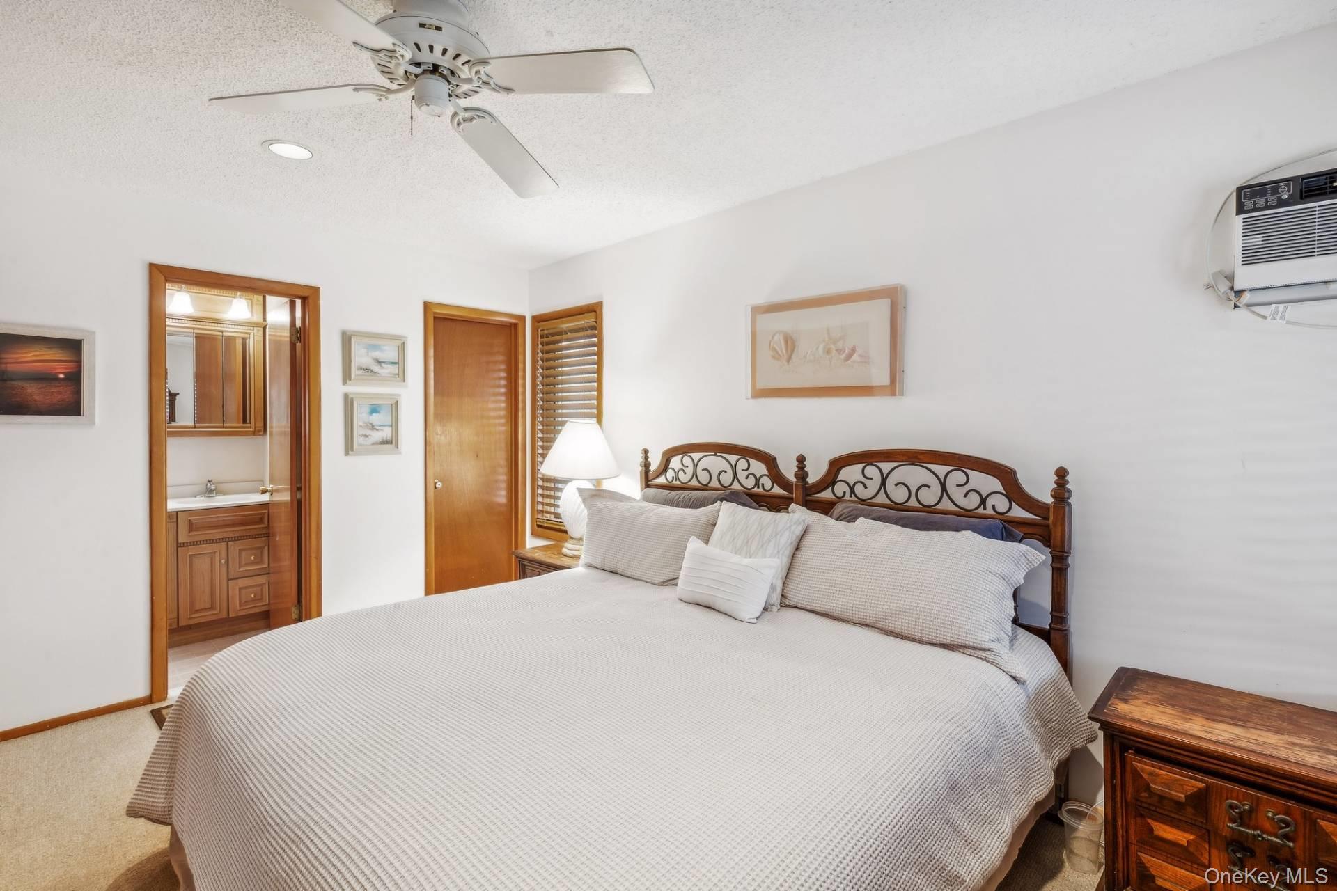 #18 photo, 21 Captain Kidds Path, सफ़ोक काउंटी Montauk , NY 11954