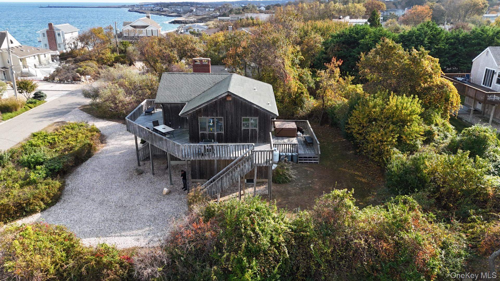 #3 photo, 21 Captain Kidds Path, सफ़ोक काउंटी Montauk , NY 11954