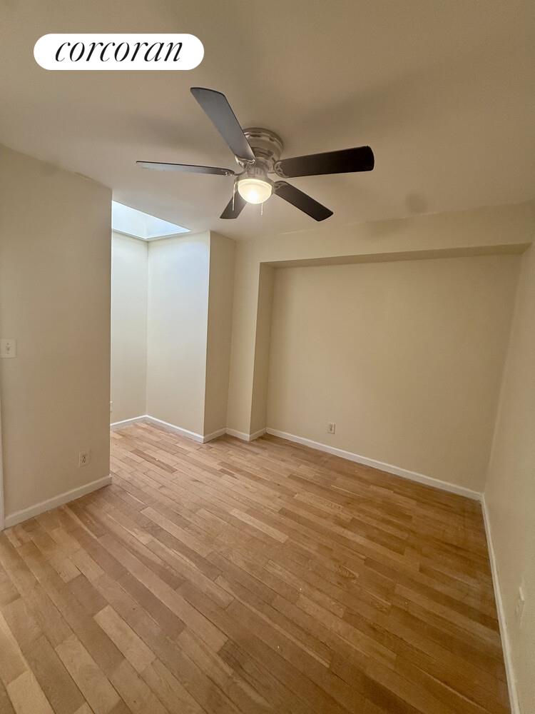 #4 photo, Rockaway Park, كوينز Rockaway Park , NY 11693