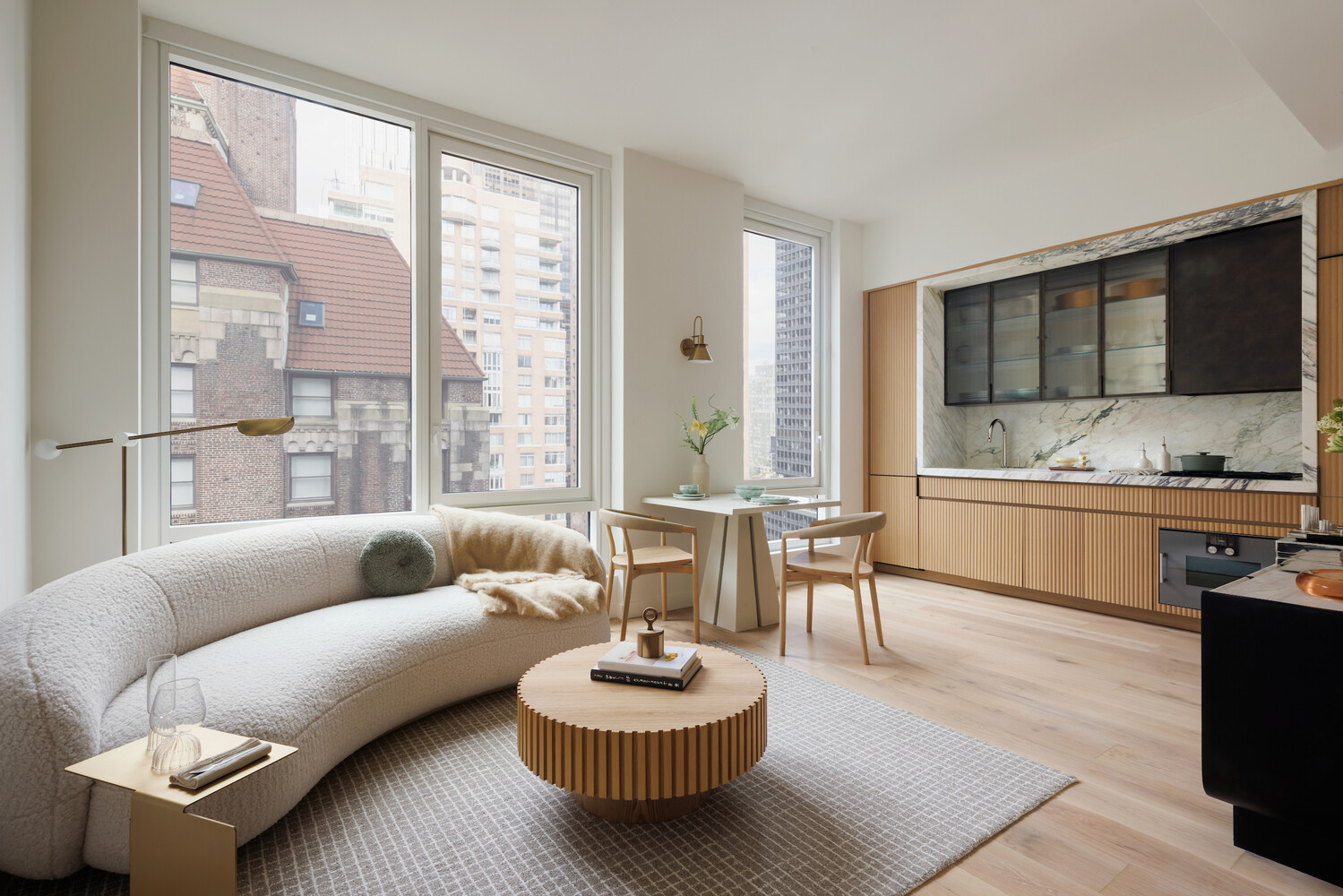 #1 photo, 135 E 47TH Street, Манхэттен ‖ Turtle Bay , NY 10017