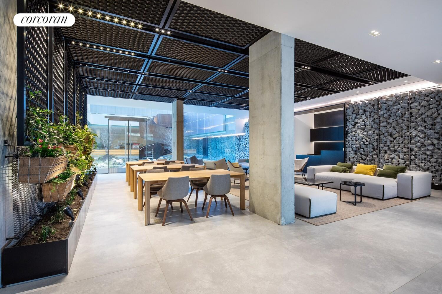 #18 photo, Brooklyn, Williamsburg , NY 11249