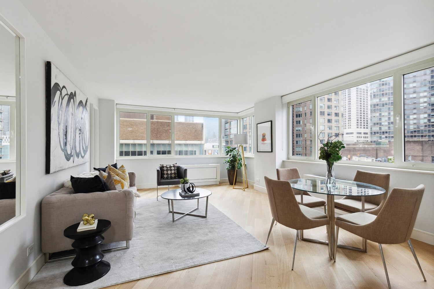 #5 photo, 45 W 67TH Street, Lincoln Square , NY 10023