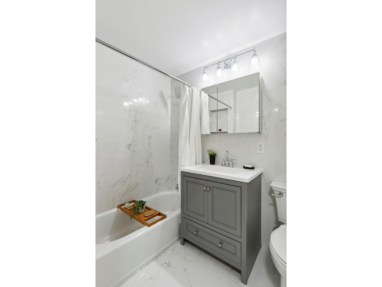 #7 photo, 45 W 67TH Street, Lincoln Square , NY 10023