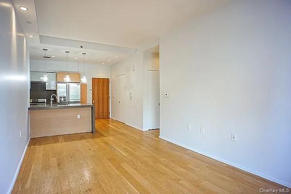 #6 photo, 2280 Frederick Douglass Boulevard, New York (Manhattan) , NY 10027