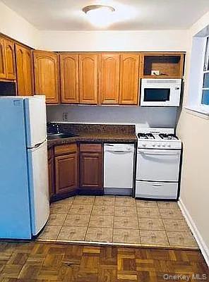 #4 photo, 1725 Edison Avenue, ब्रोंक्स Bronx , NY 10461