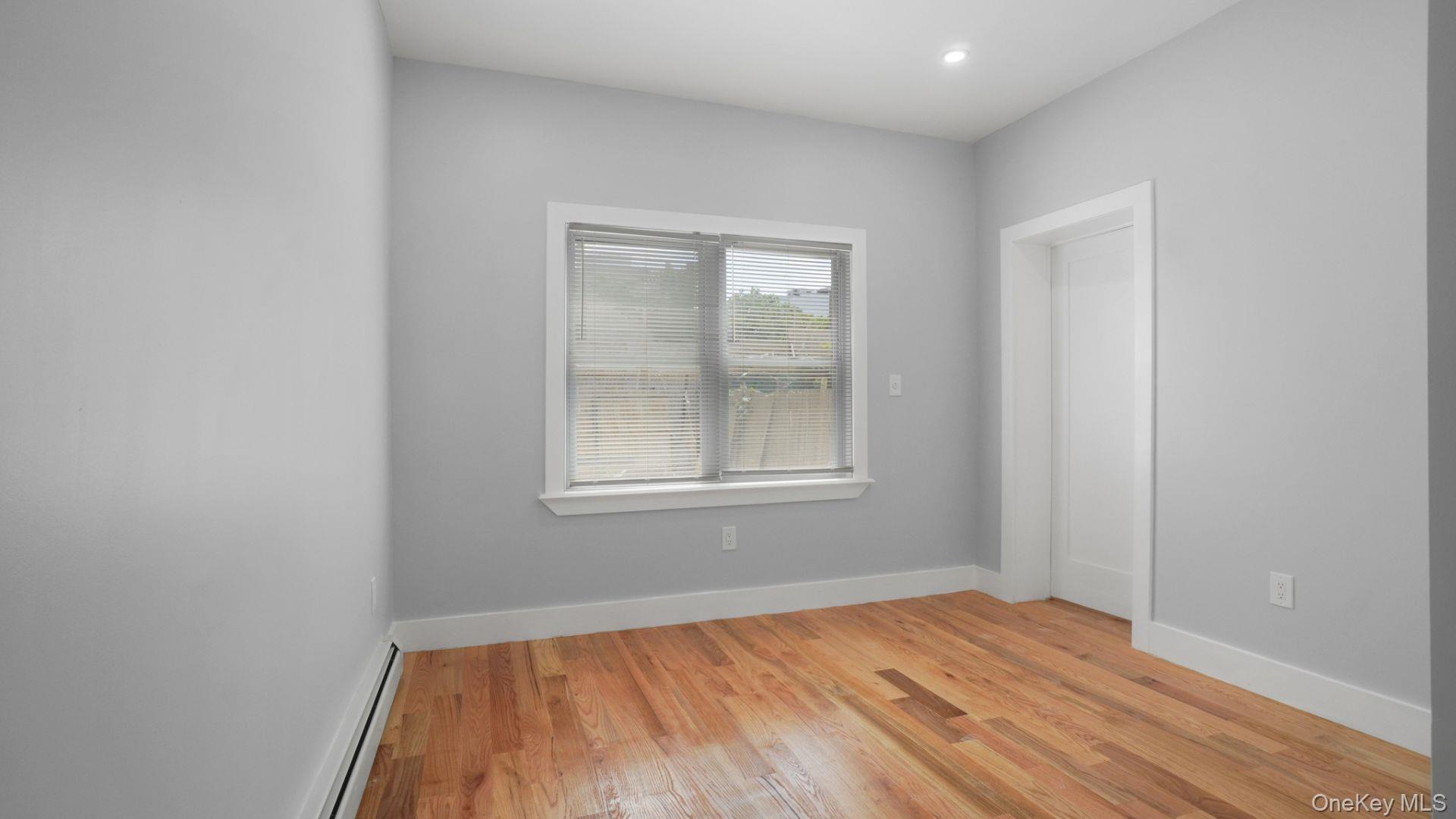 #11 photo, 506 E 183rd Street, Bronx , NY 10458