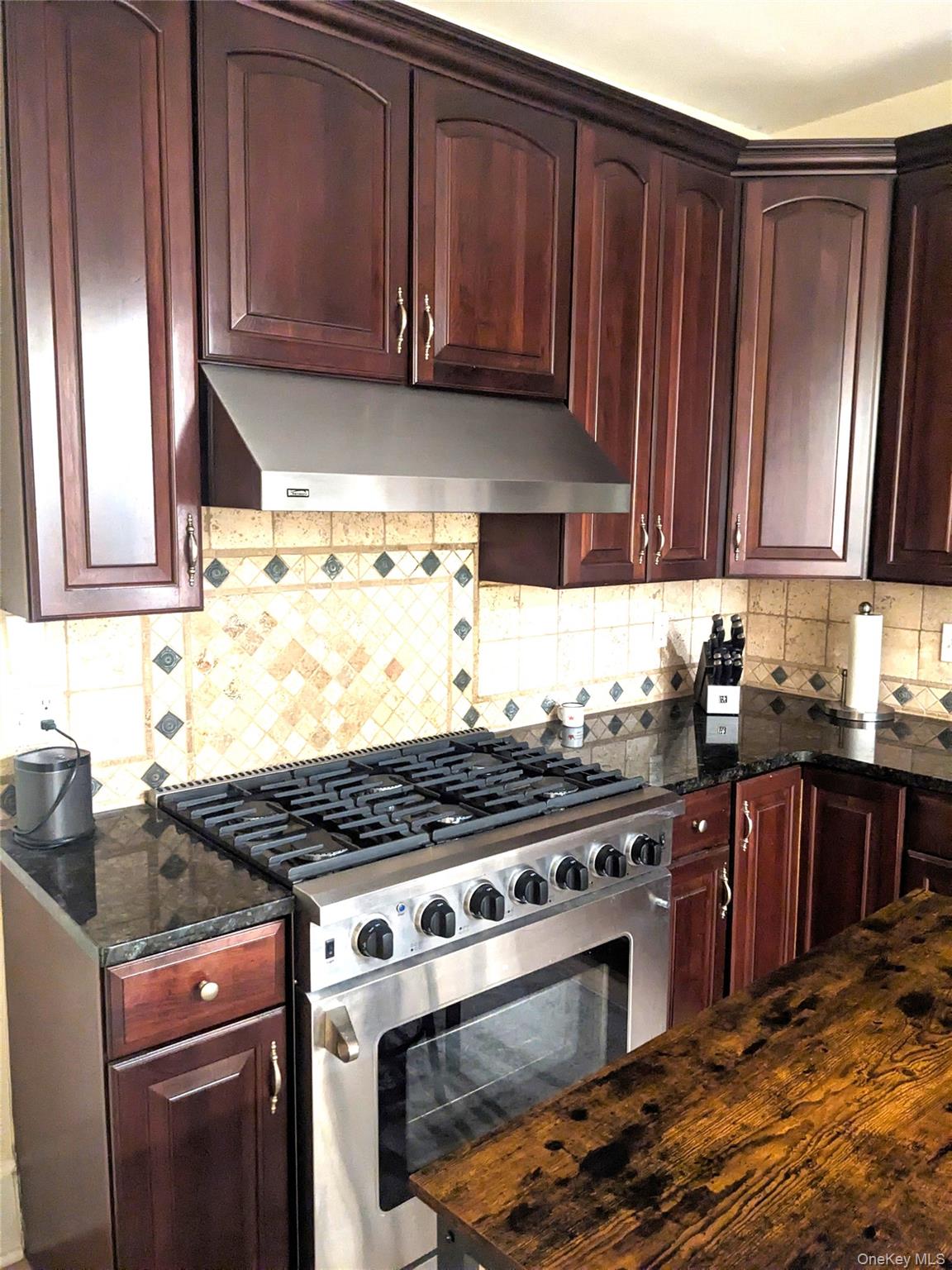 #5 photo, 71 Longview Avenue, White Plains , NY 10605