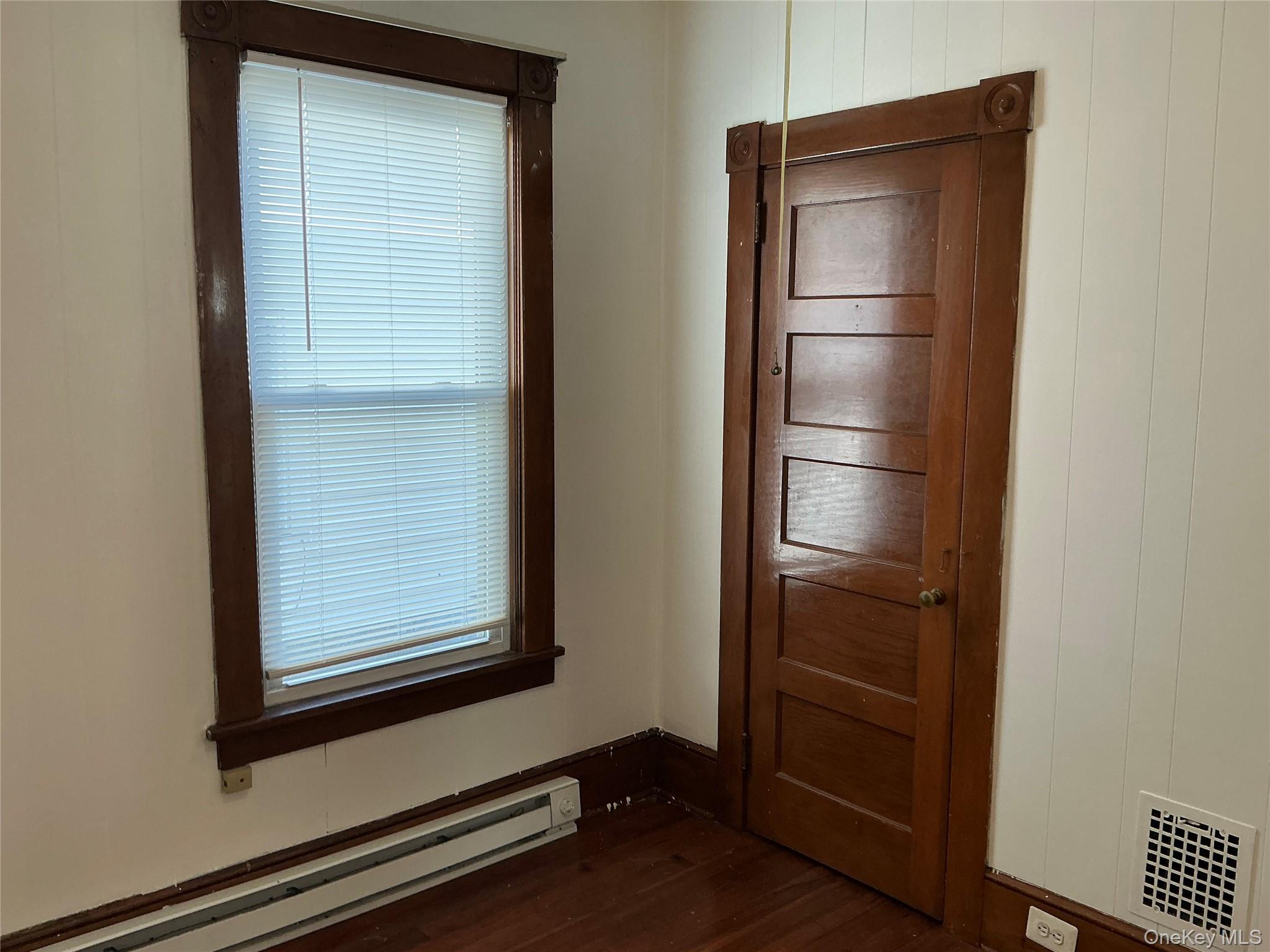 #11 photo, 45 FULTON Avenue, 紐約州 Poughkeepsie , NY 12603