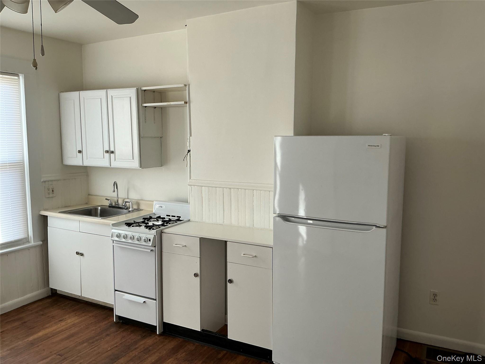 #5 photo, 45 FULTON Avenue, 紐約州 Poughkeepsie , NY 12603