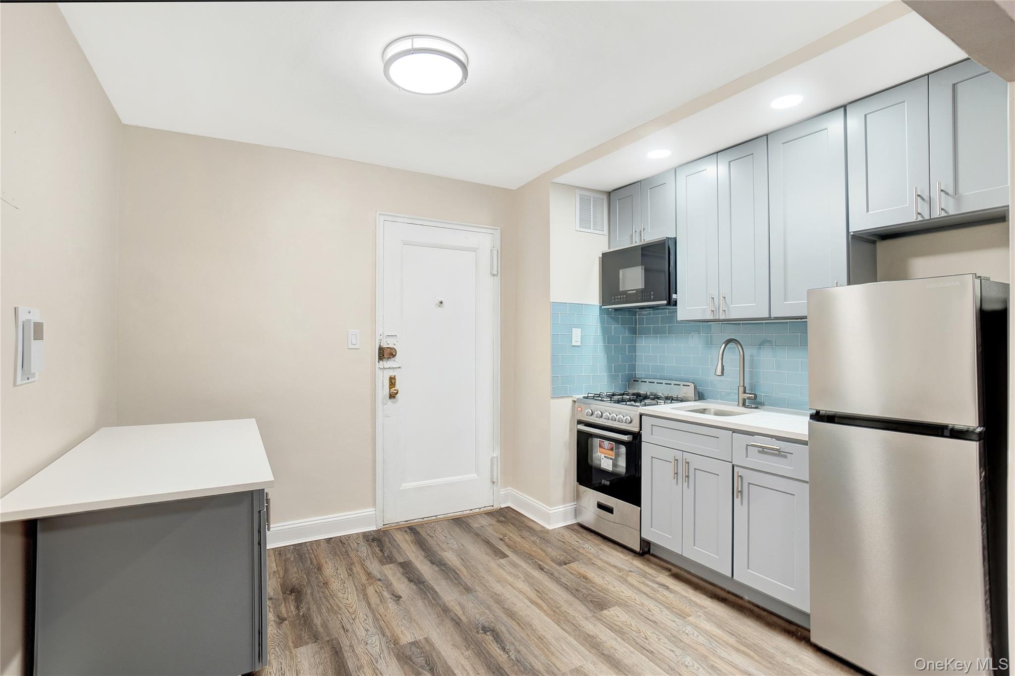 #9 photo, 105-24 64th Road, كوينز Forest Hills , NY 11375