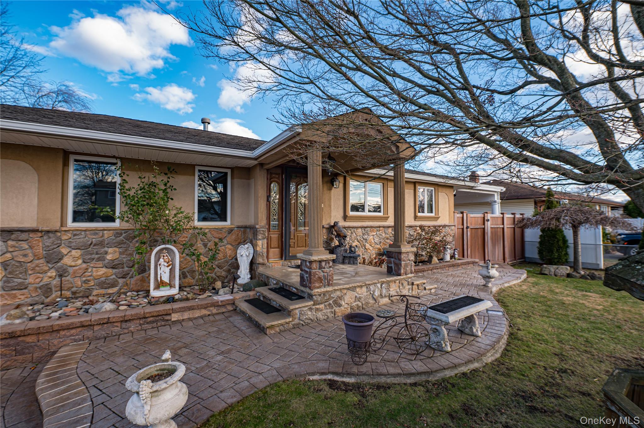 #2 photo, 37 W 10th Street, سوفولك Deer Park , NY 11729