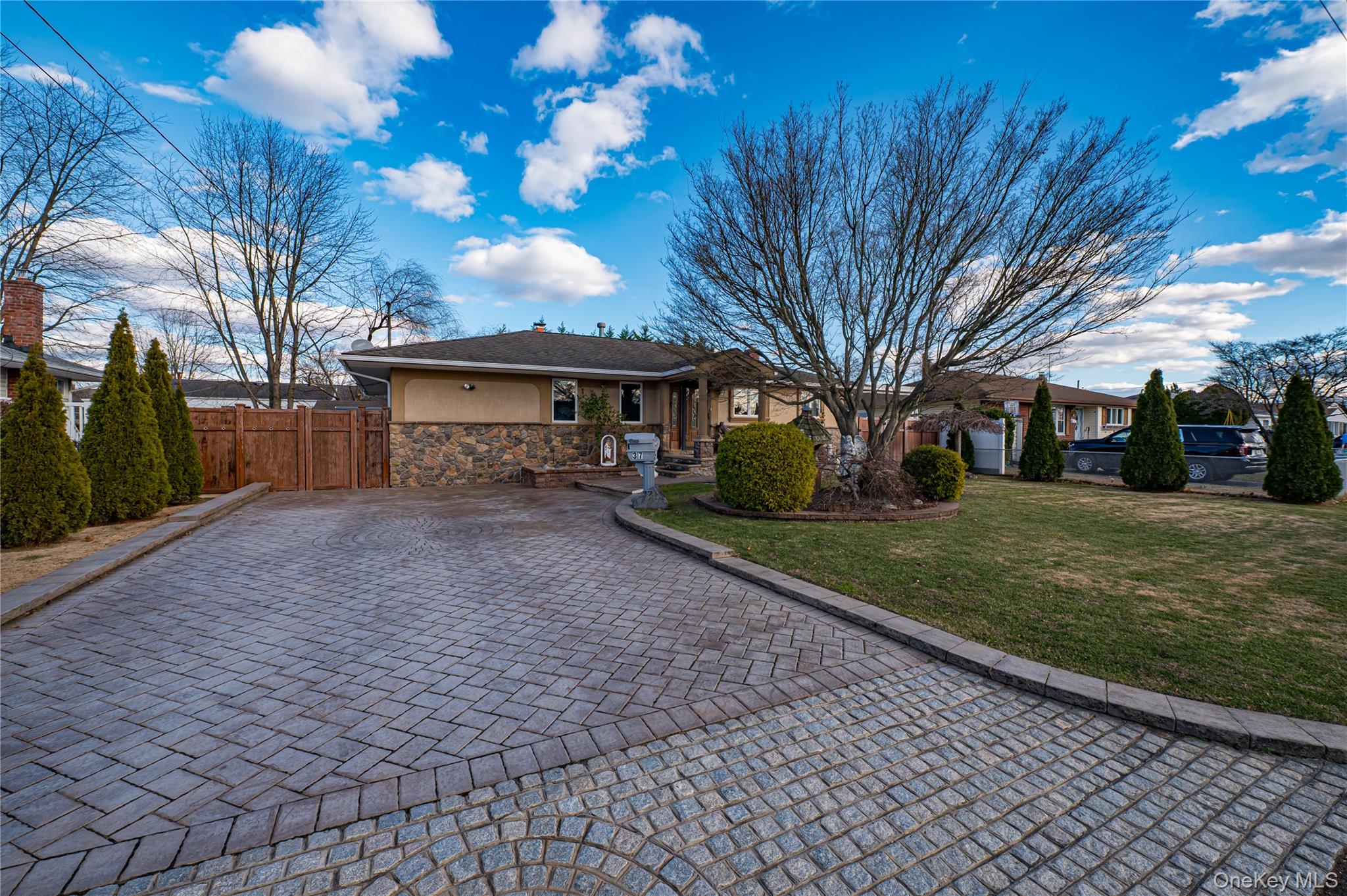 #5 photo, 37 W 10th Street, سوفولك Deer Park , NY 11729