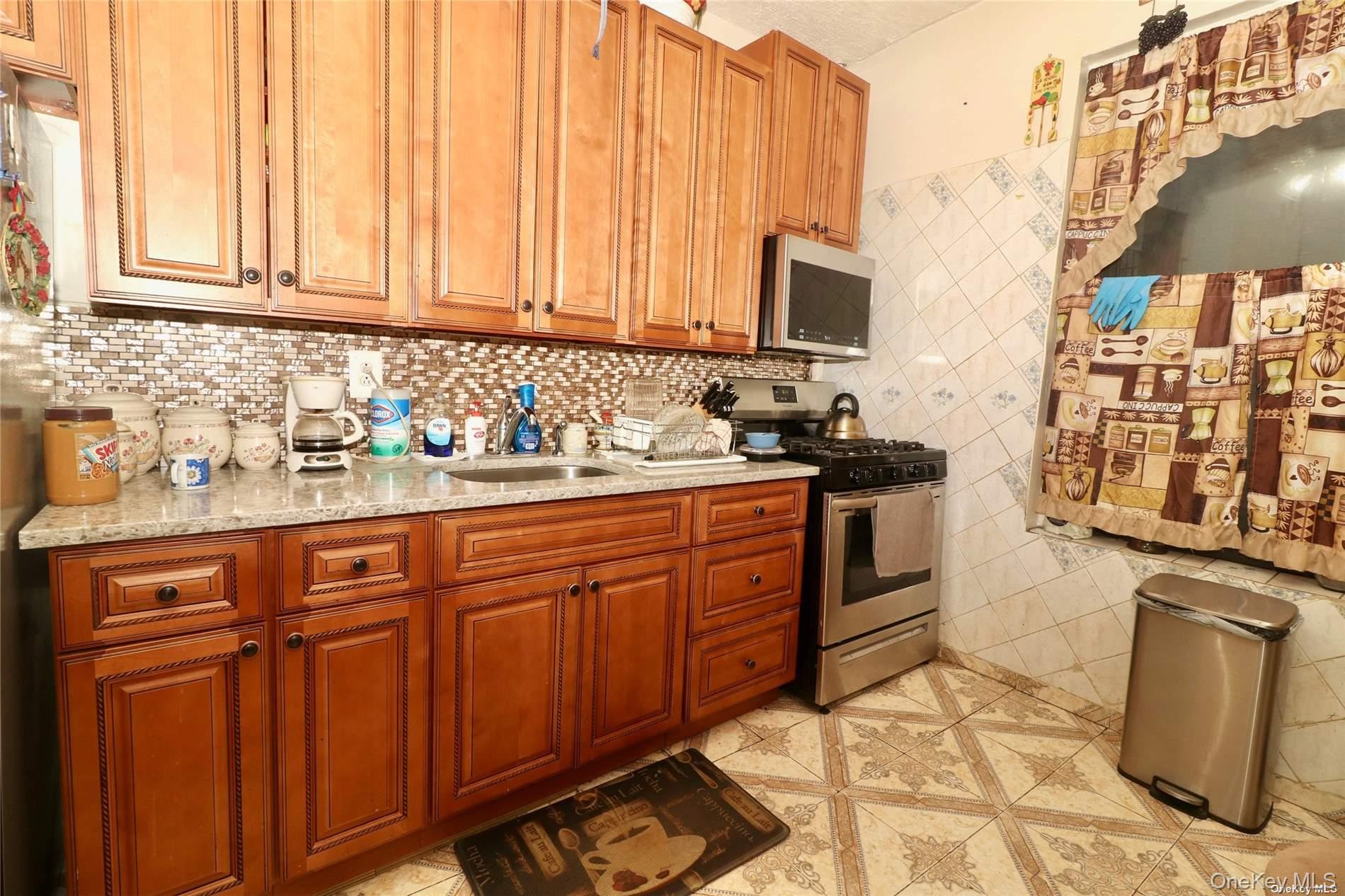 #3 photo, 941 Jerome Avenue, ब्रोंक्स Bronx , NY 10452