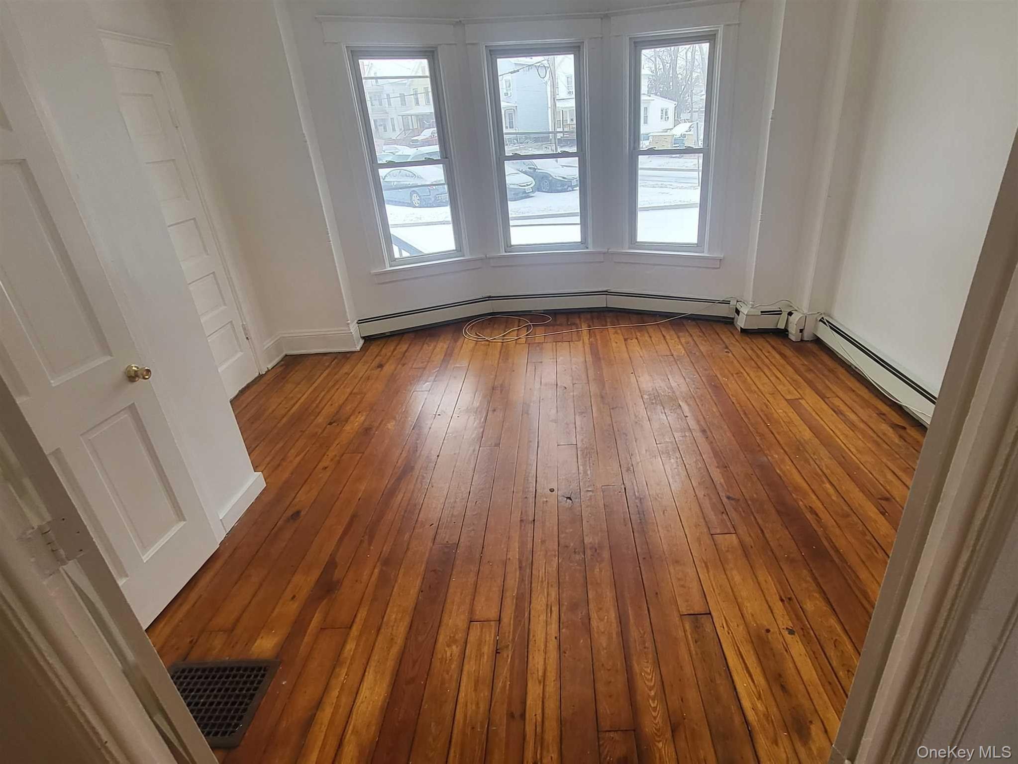 #6 photo, 108 Winnikee Avenue, Poughkeepsie , NY 12601