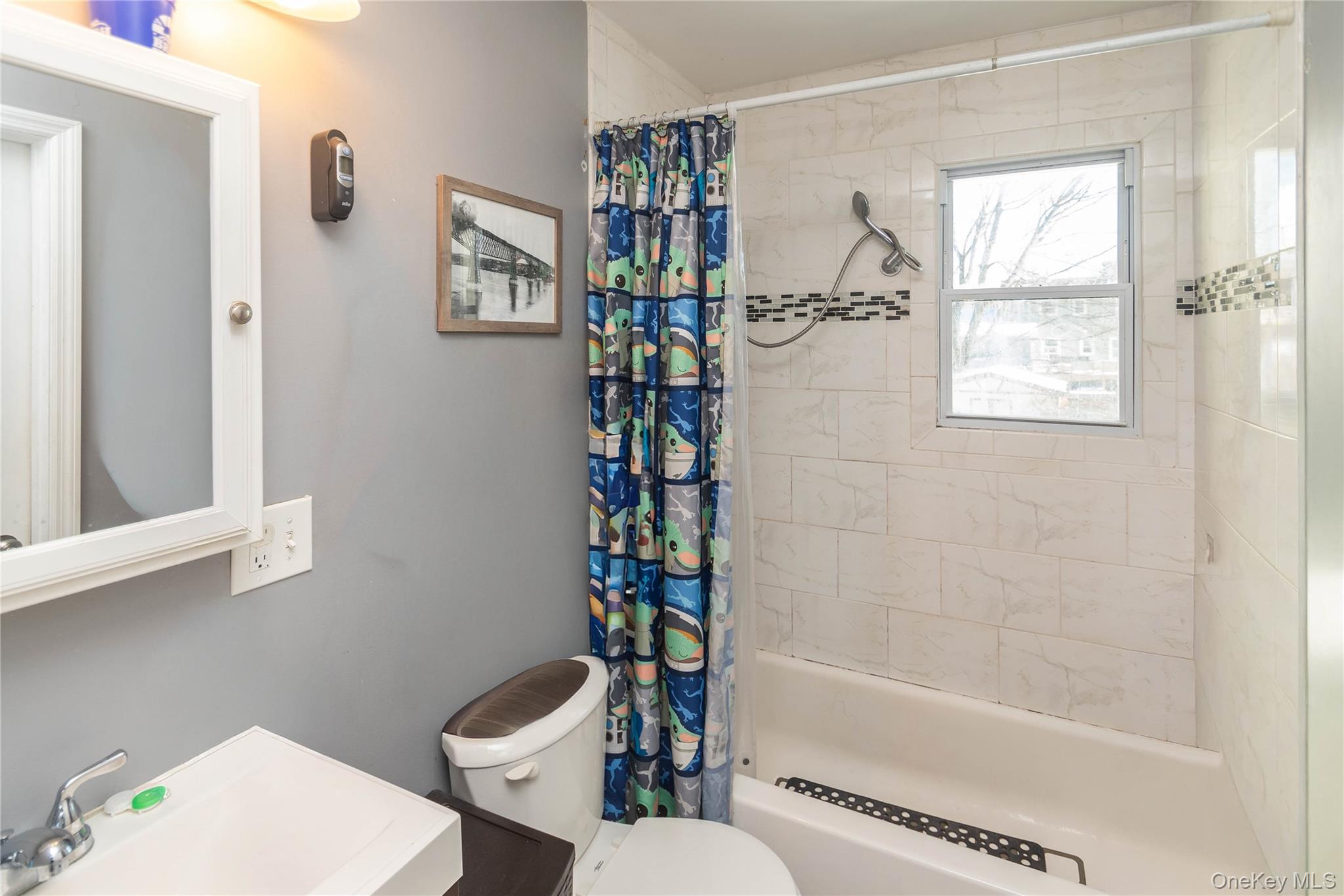 #12 photo, 19 Maryland Avenue, Poughkeepsie , NY 12603