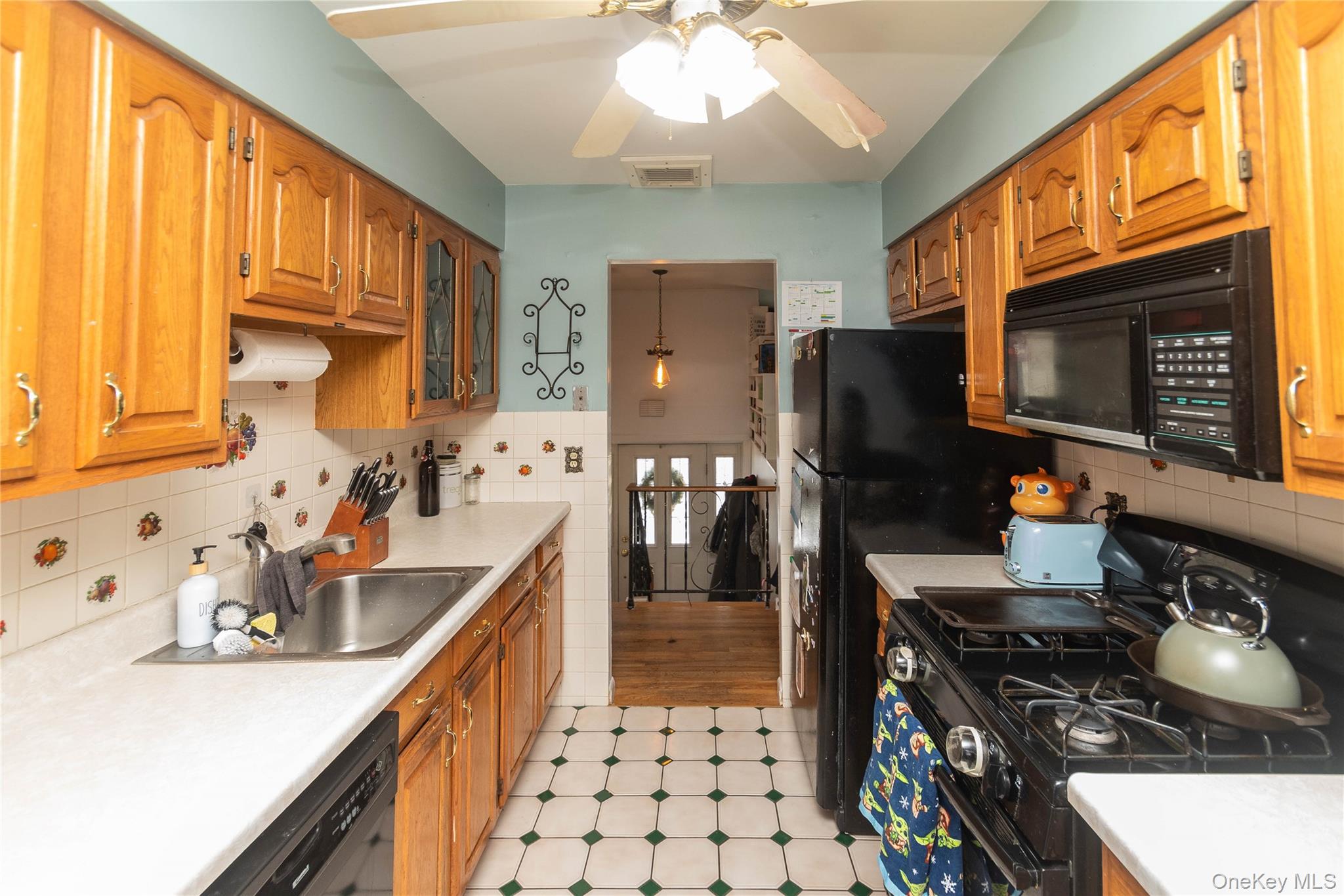 #7 photo, 19 Maryland Avenue, Poughkeepsie , NY 12603