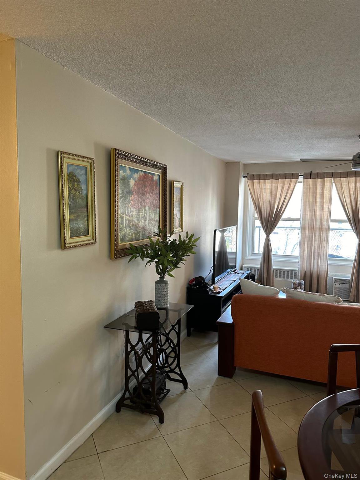 #10 photo, 2550 Olinville Avenue, הברונקס Bronx , NY 10467