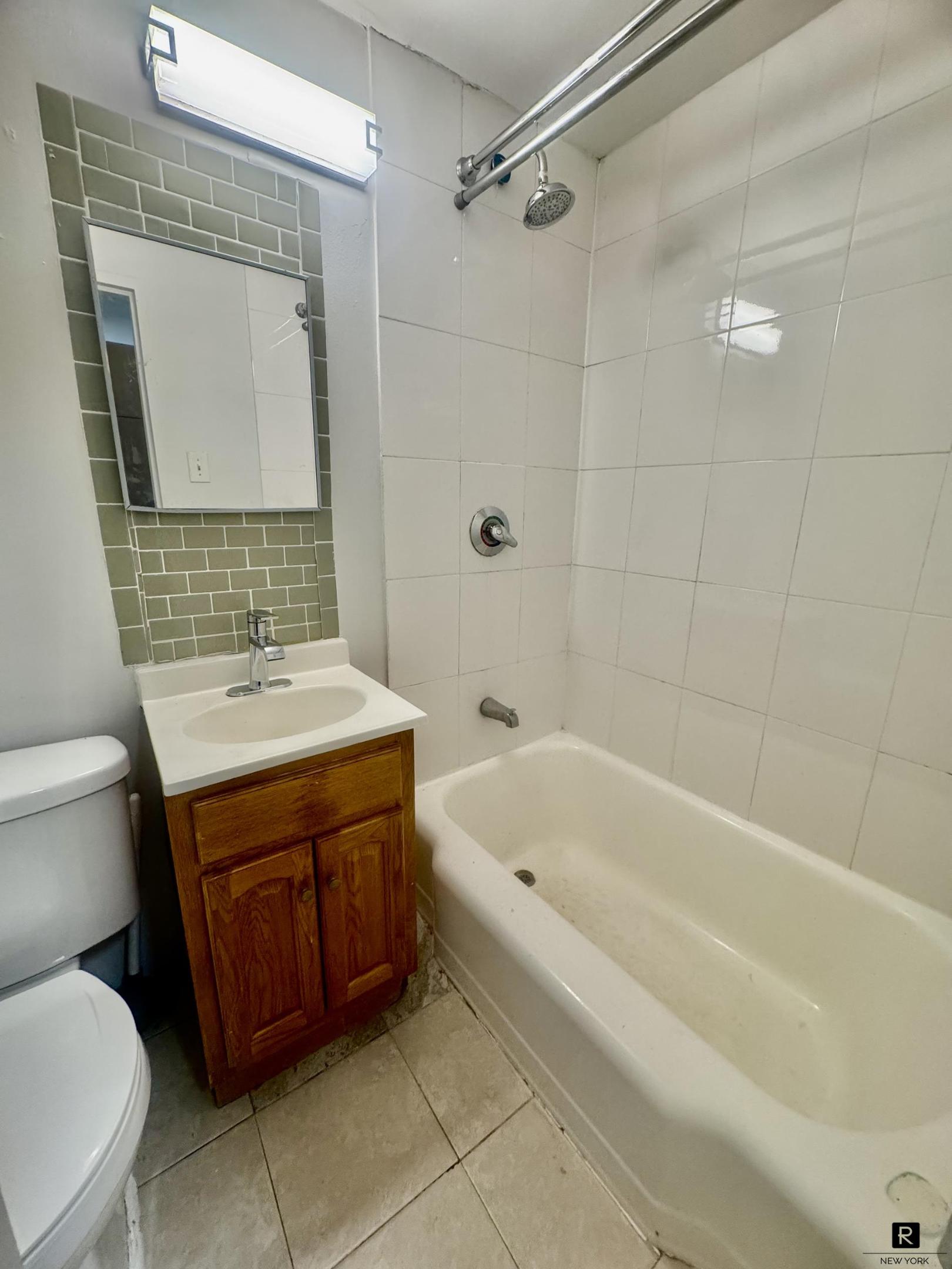 #3 photo, New York City, मैनहटन West Harlem , NY 10030