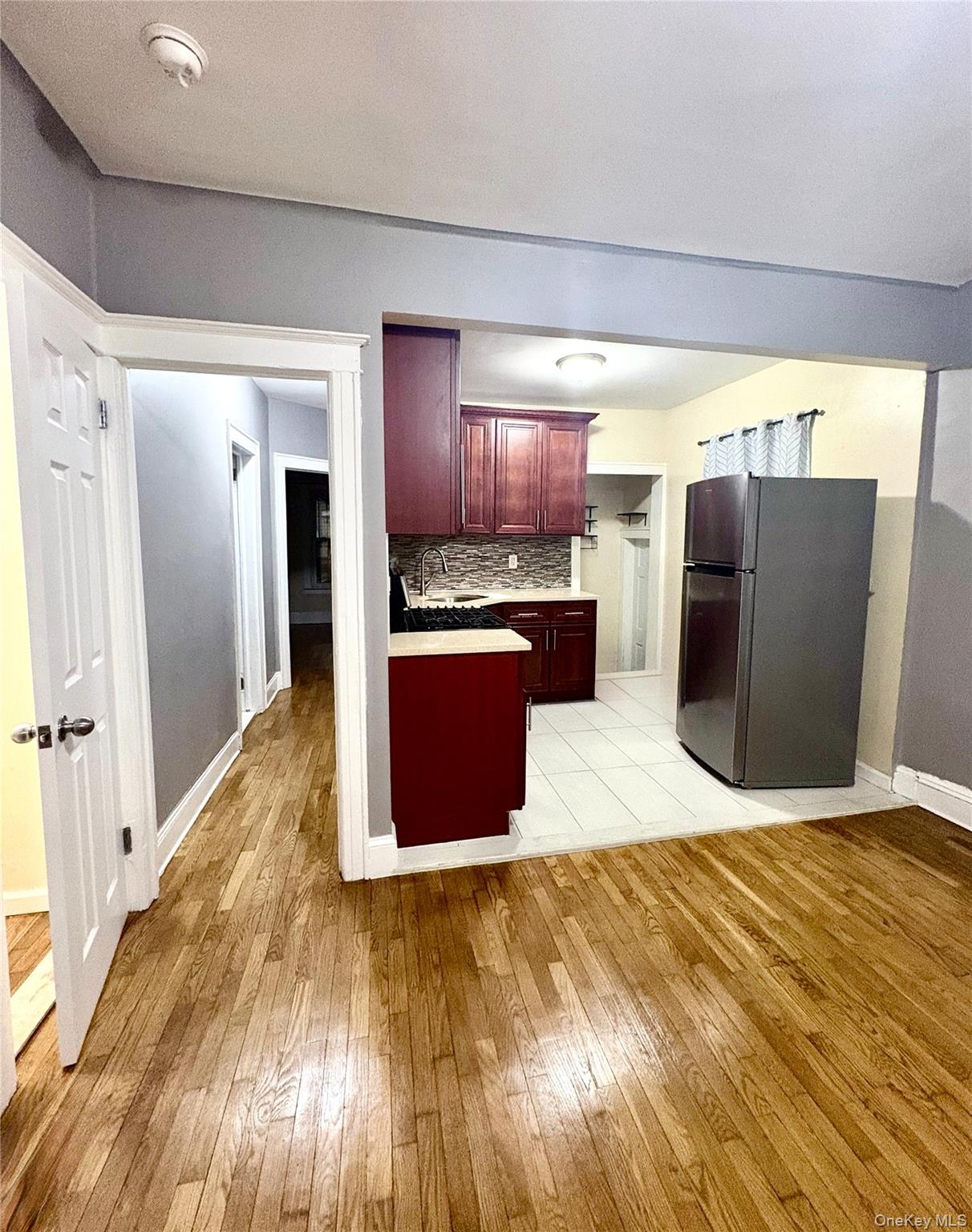 #2 photo, 8869 Eldert Lane, קווינס Jamaica , NY 11421