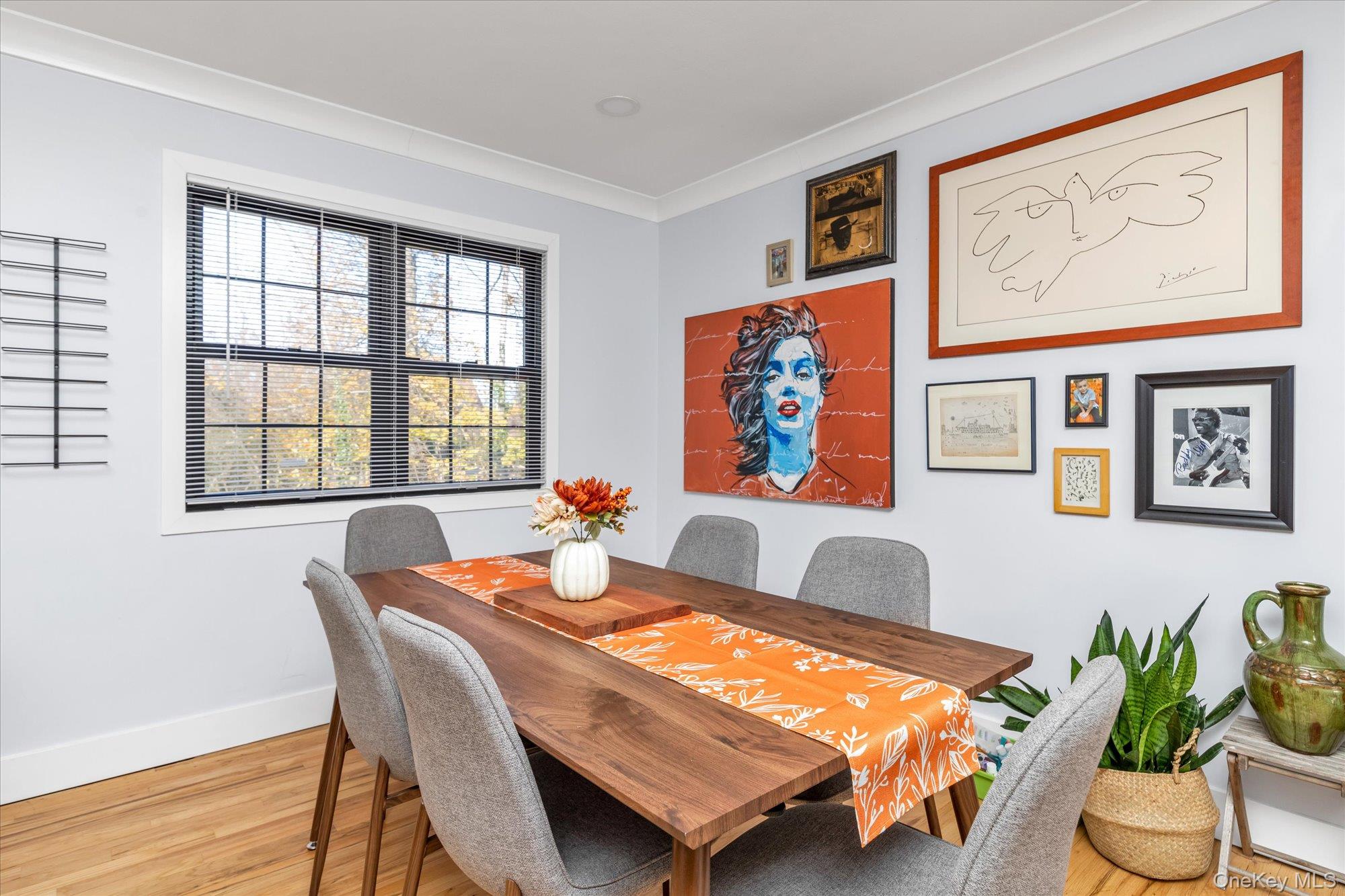 #6 photo, 4 Finch Place, Huntington , NY 11743