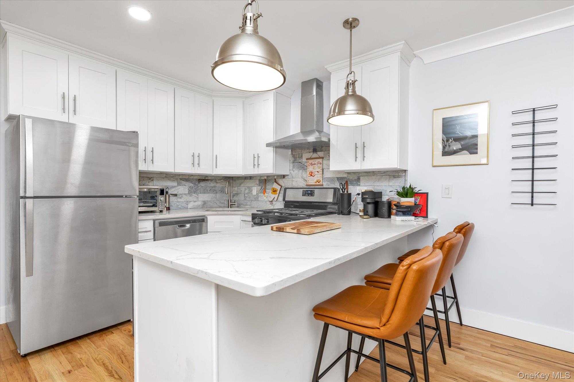 #8 photo, 4 Finch Place, Huntington , NY 11743