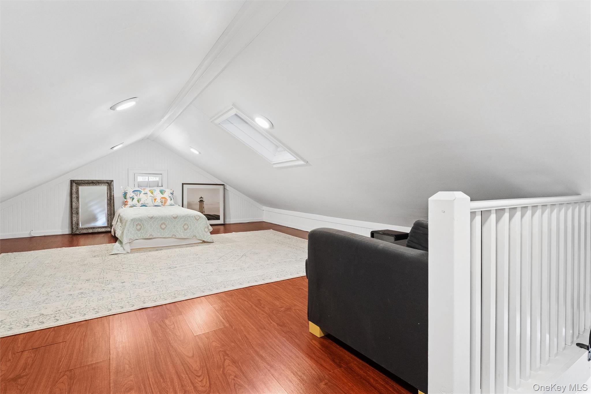 #13 photo, 424 Main Street, সাফোক কাউন্টি Quiogue , NY 11978