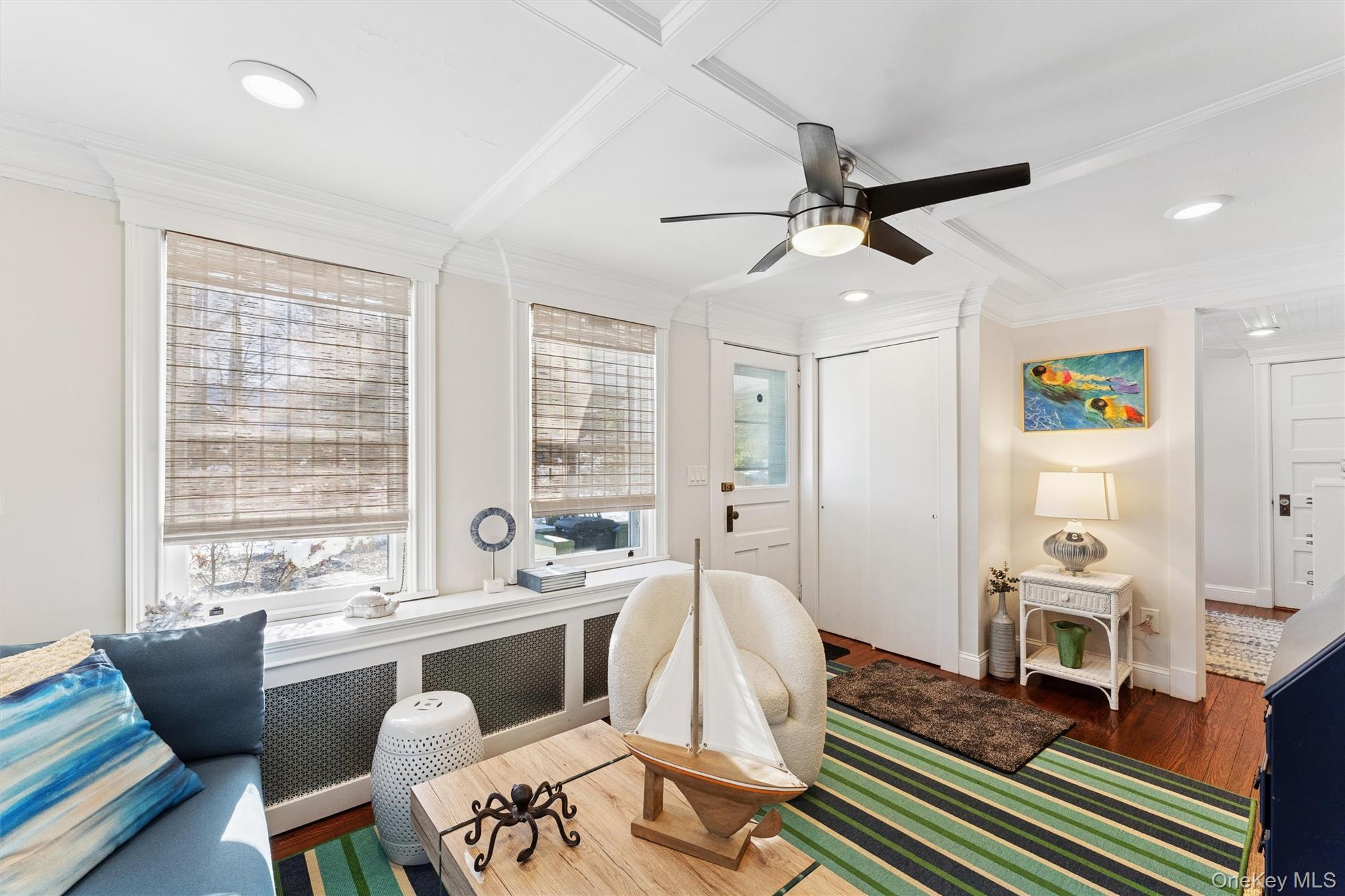 #5 photo, 424 Main Street, সাফোক কাউন্টি Quiogue , NY 11978