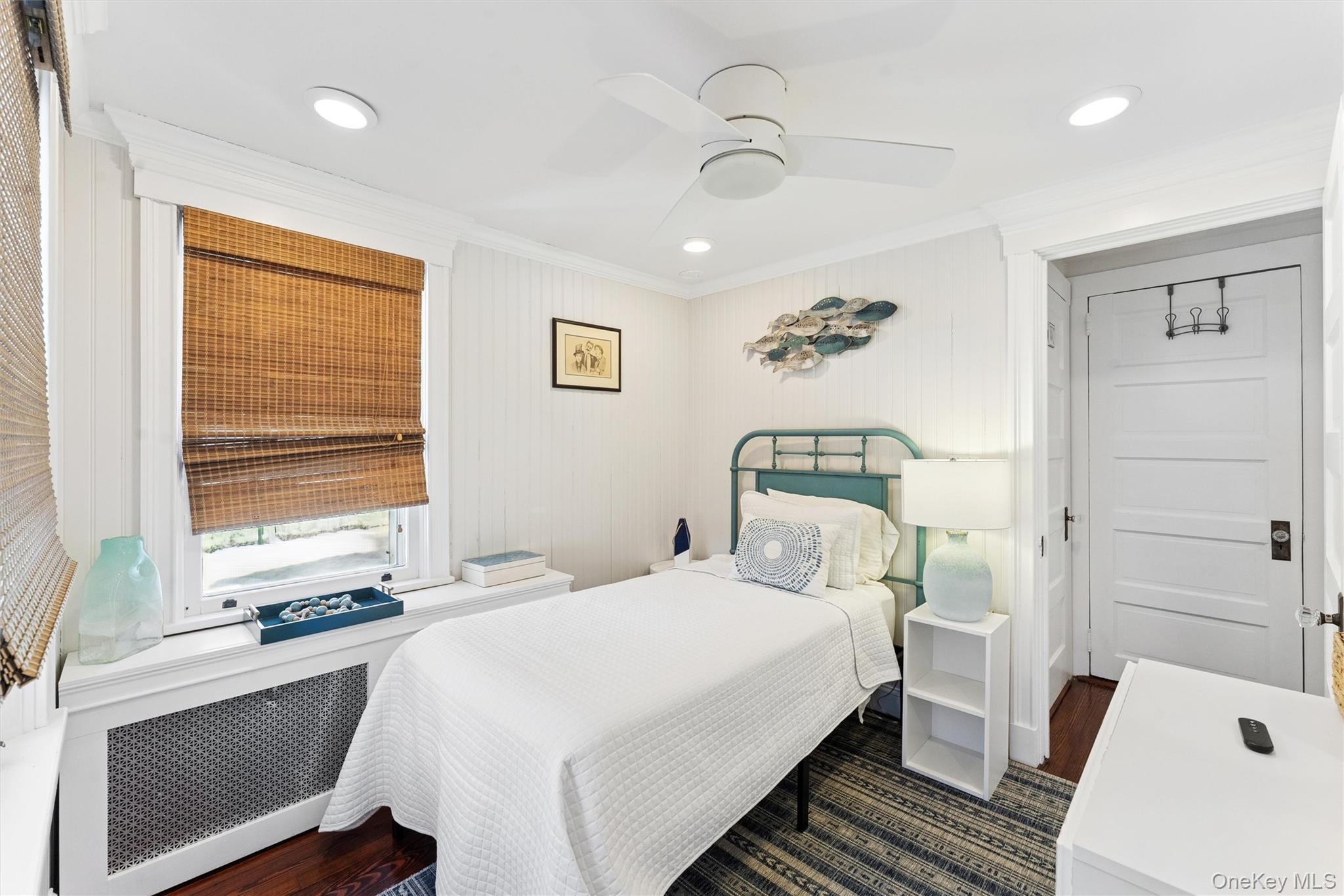 #9 photo, 424 Main Street, সাফোক কাউন্টি Quiogue , NY 11978