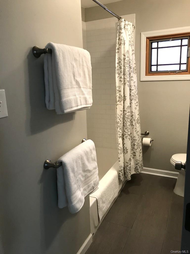 #10 photo, 1375 W Main Street, 롱 아일랜드 Riverhead , NY 11901