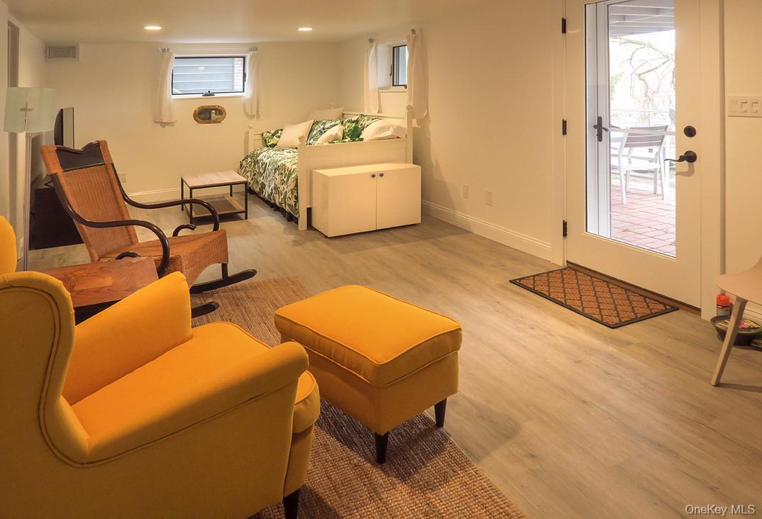 #12 photo, 1375 W Main Street, 롱 아일랜드 Riverhead , NY 11901