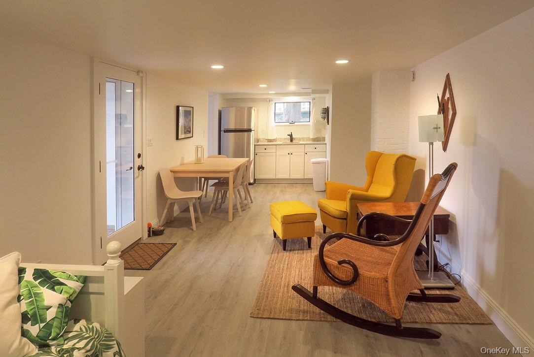 #13 photo, 1375 W Main Street, 롱 아일랜드 Riverhead , NY 11901