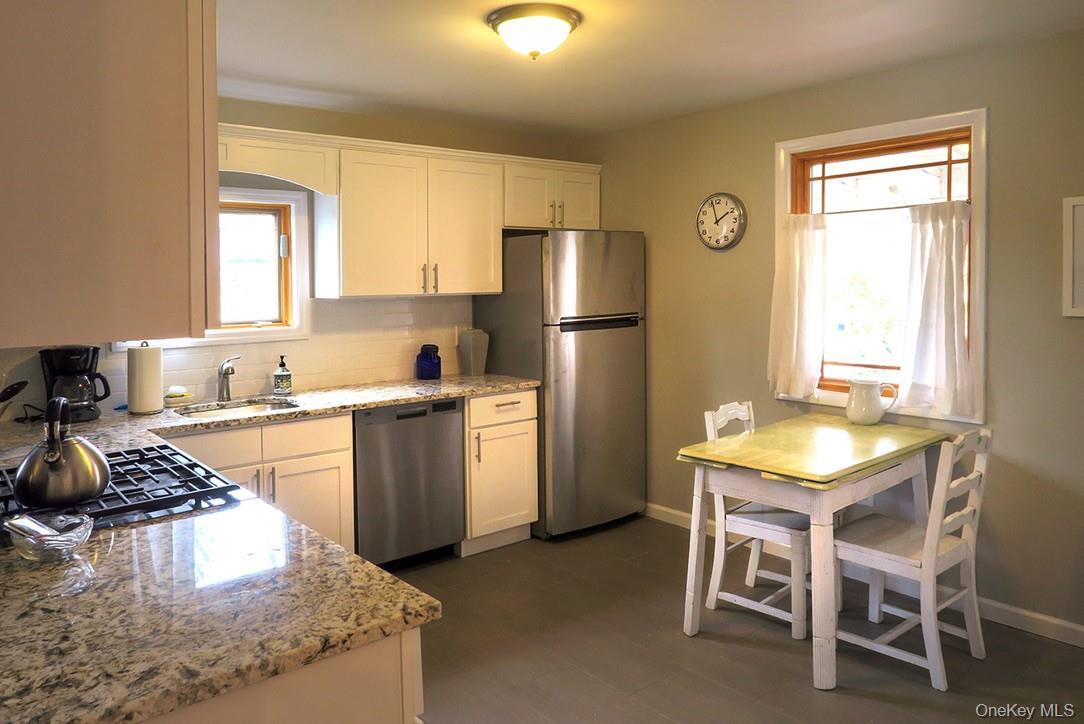 #4 photo, 1375 W Main Street, 롱 아일랜드 Riverhead , NY 11901