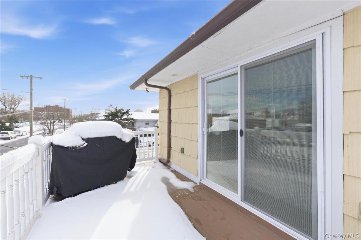 #16 photo, 401 W Walnut Street, 롱 아일랜드 Long Beach , NY 11561