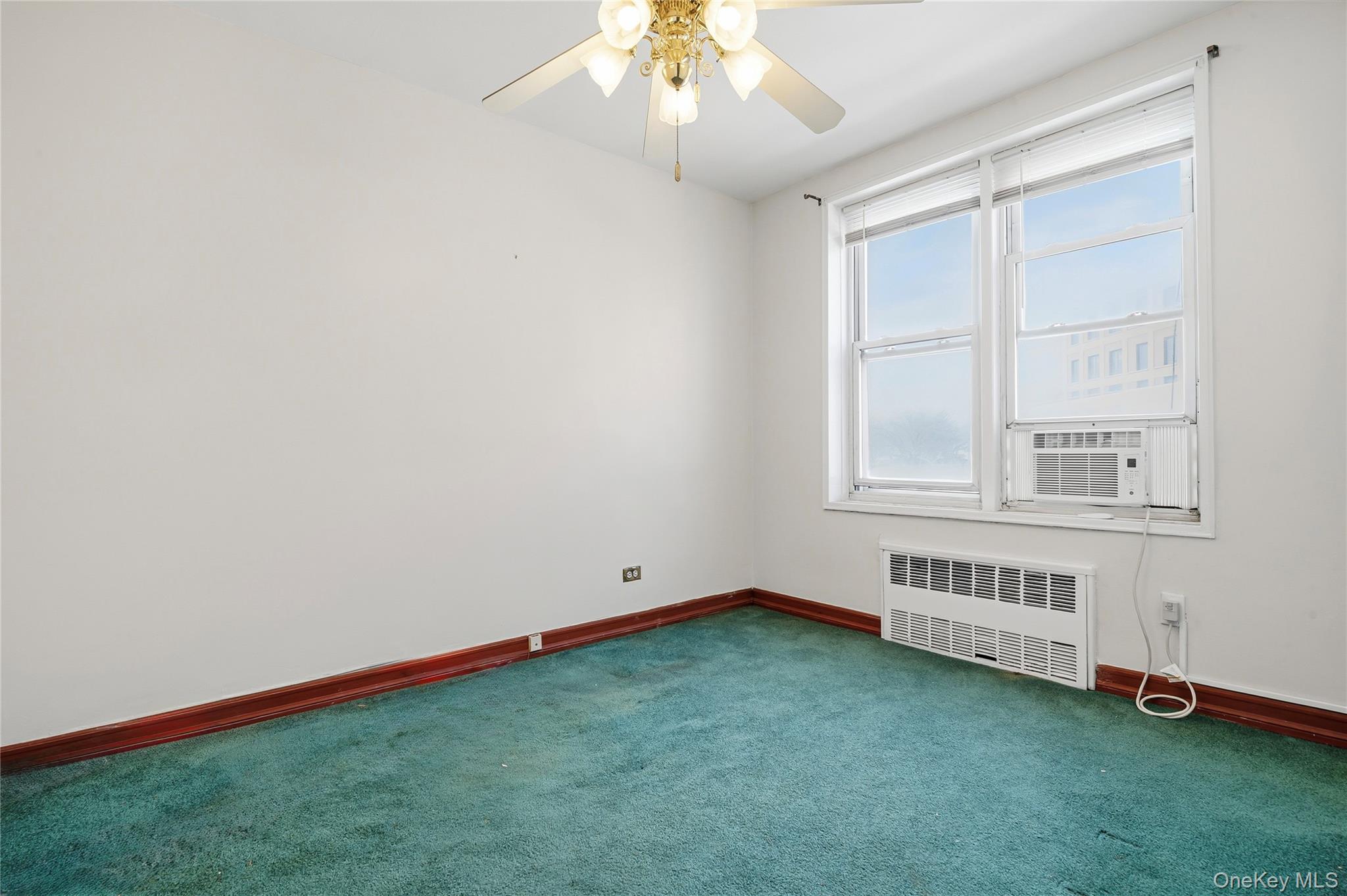 #12 photo, 7510 Yellowstone Boulevard, Rego Park , NY 11374