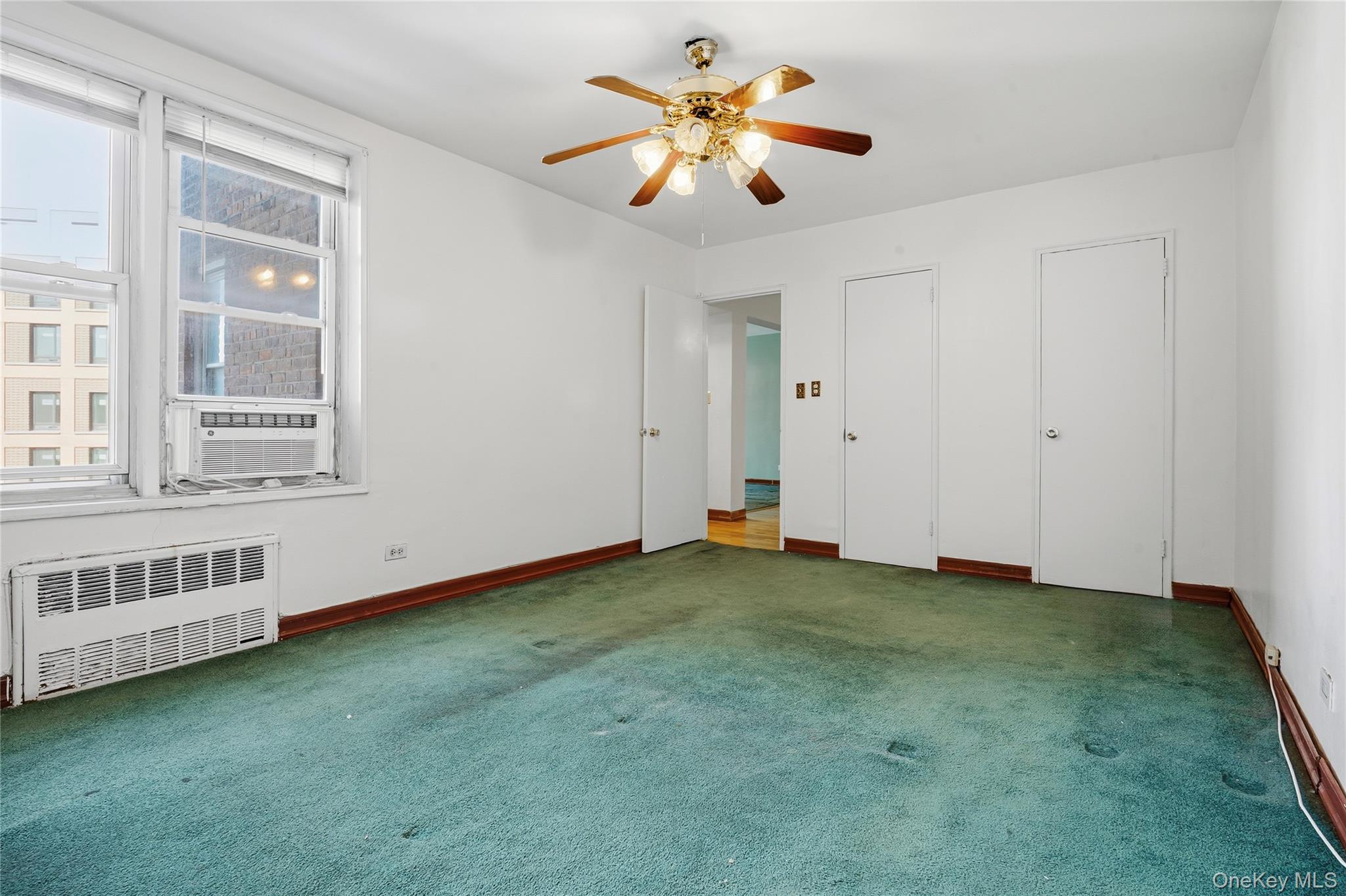 #9 photo, 7510 Yellowstone Boulevard, Rego Park , NY 11374