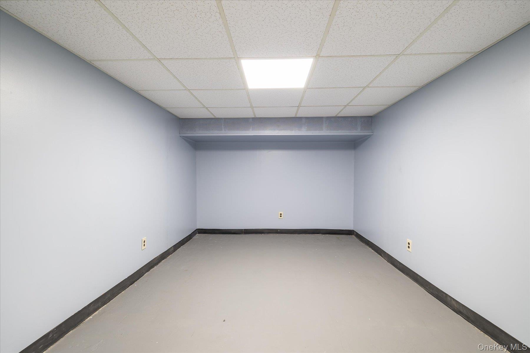 #20 photo, 25 Aldred Avenue, Rockville Centre , NY 11570