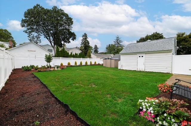 #3 photo, 25 Aldred Avenue, Rockville Centre , NY 11570