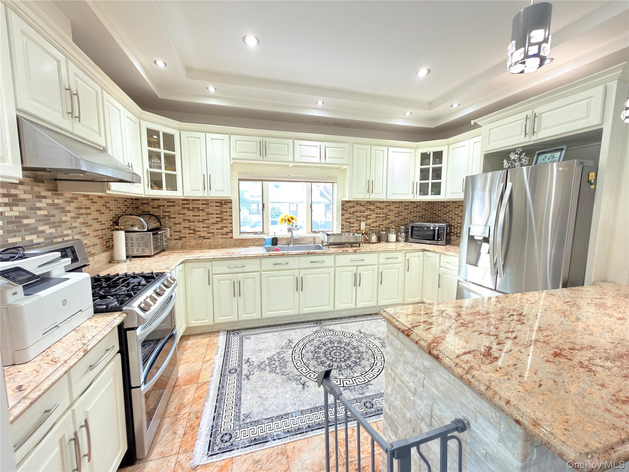 #5 photo, 16602 76th Avenue, Fresh Meadows , NY 11366