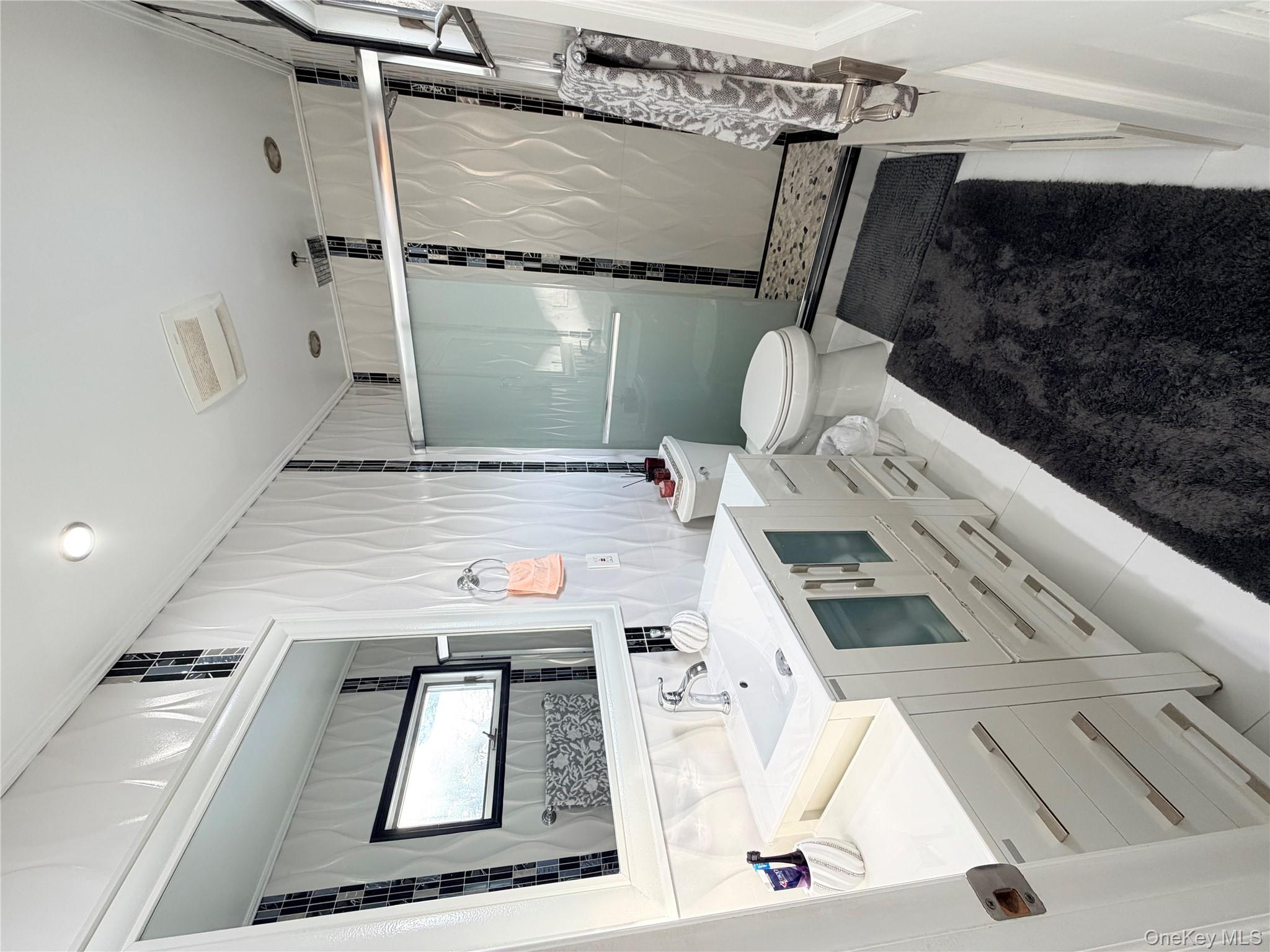 #6 photo, 16602 76th Avenue, Fresh Meadows , NY 11366