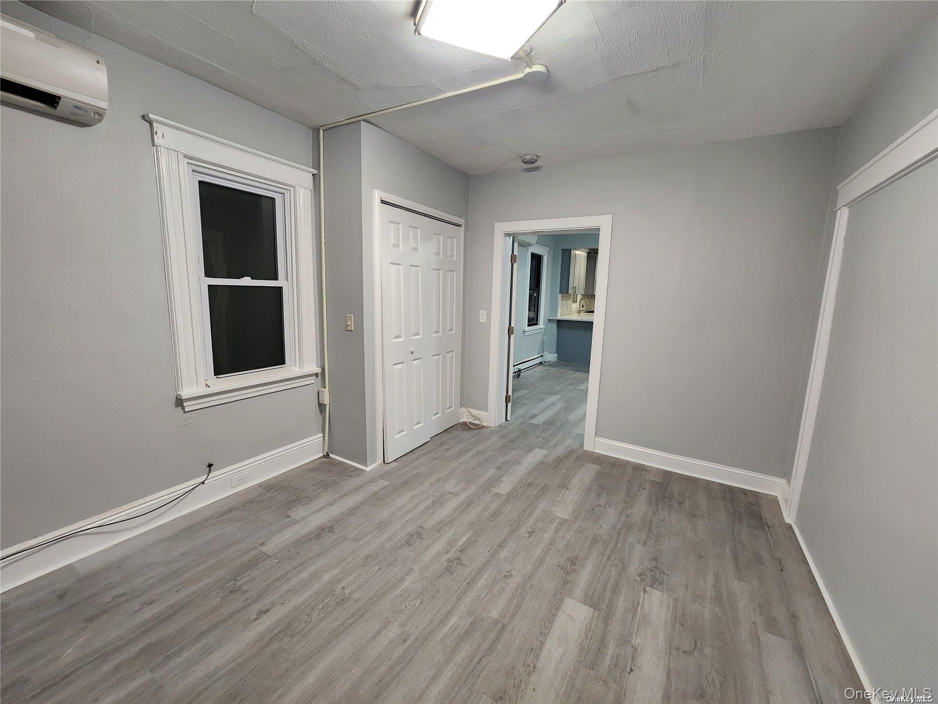 #14 photo, 159 Cleveland Avenue, नासाउ काउंटी Mineola , NY 11501