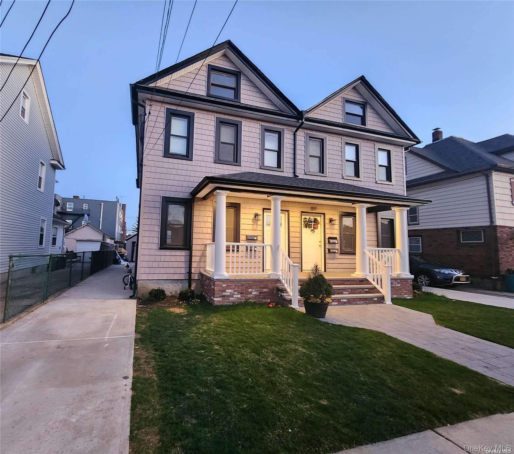 #19 photo, 159 Cleveland Avenue, नासाउ काउंटी Mineola , NY 11501