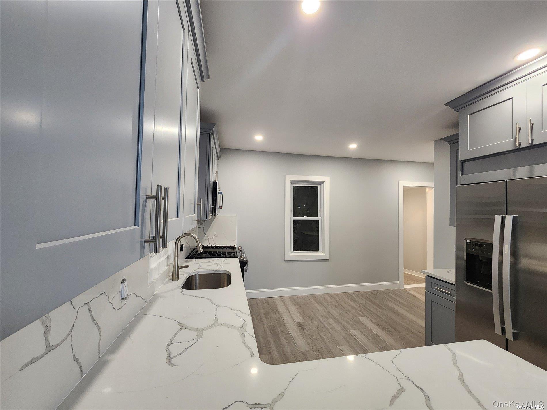 #7 photo, 159 Cleveland Avenue, नासाउ काउंटी Mineola , NY 11501