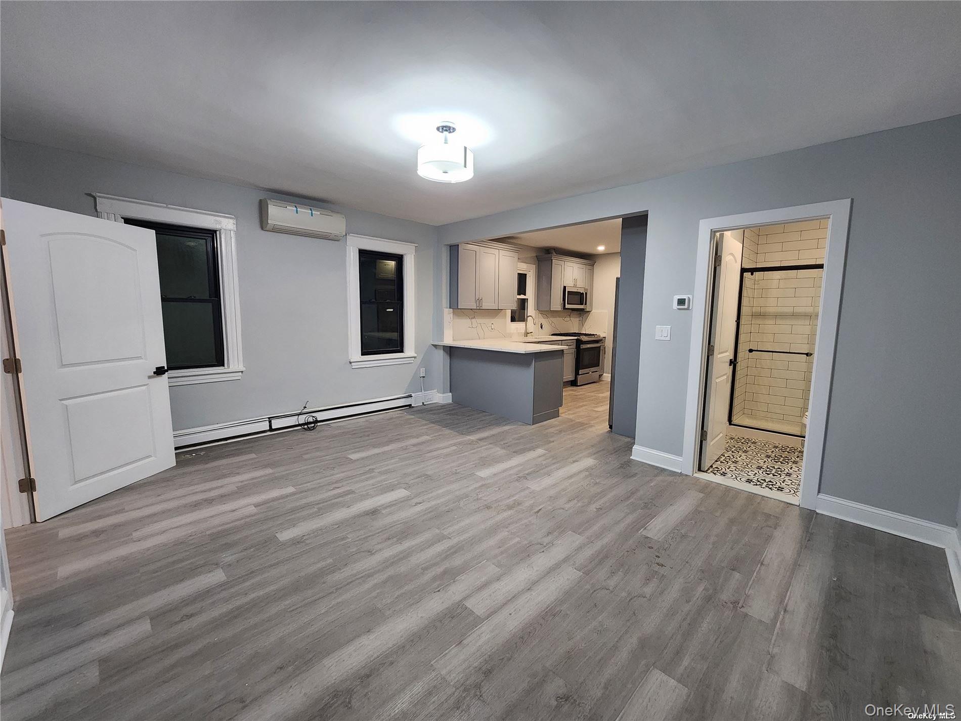 #9 photo, 159 Cleveland Avenue, नासाउ काउंटी Mineola , NY 11501