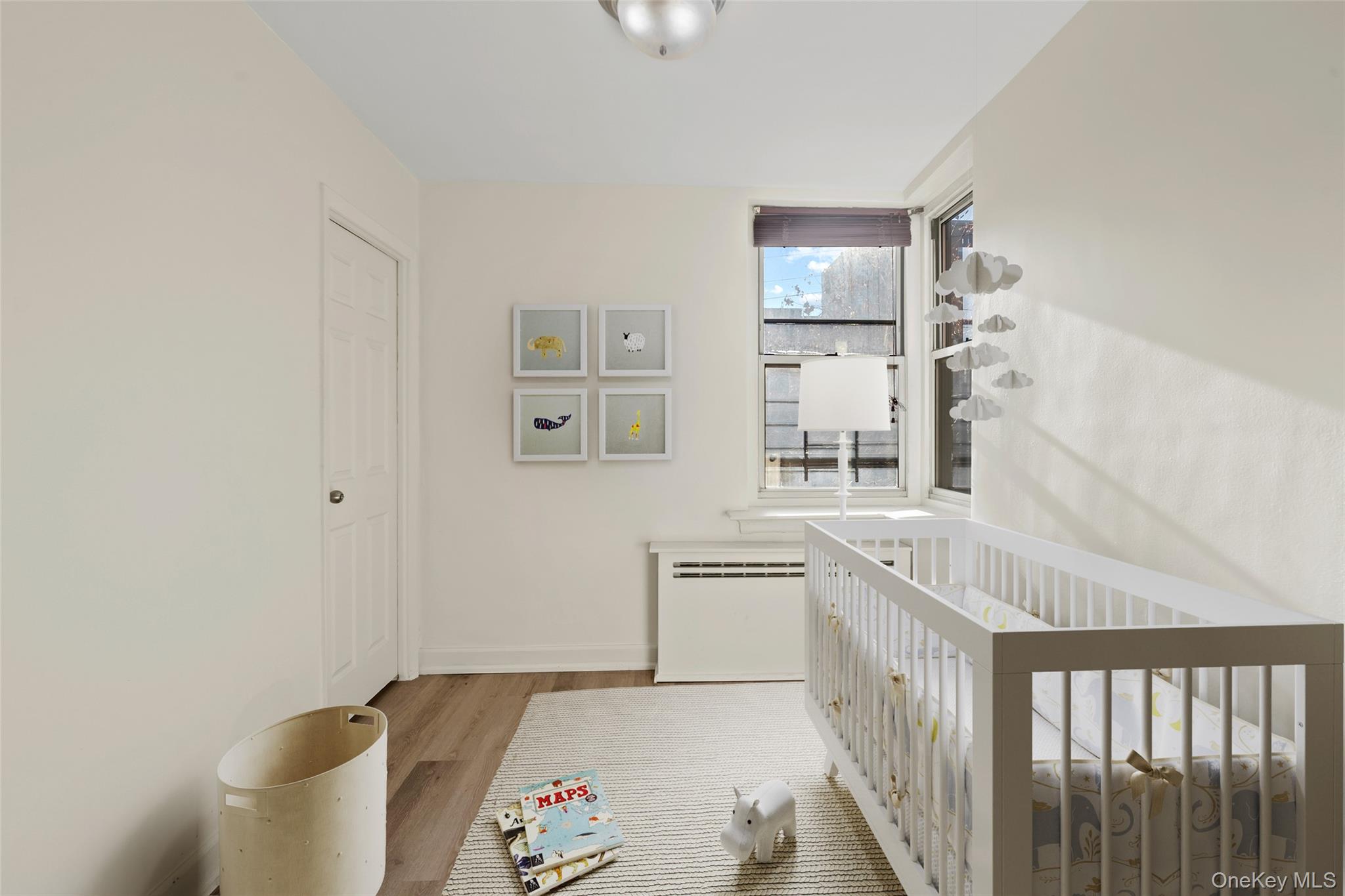 #6 photo, 67-41 Burns Street, קווינס Forest Hills , NY 11375